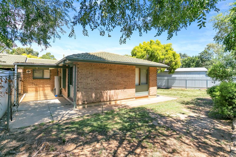 Photo - 4 Stone Court, Parafield Gardens SA 5107 - Image 10