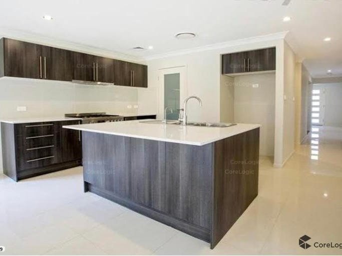 Photo - 4 Stormberg Place, Edmondson Park NSW 2174 - Image 4