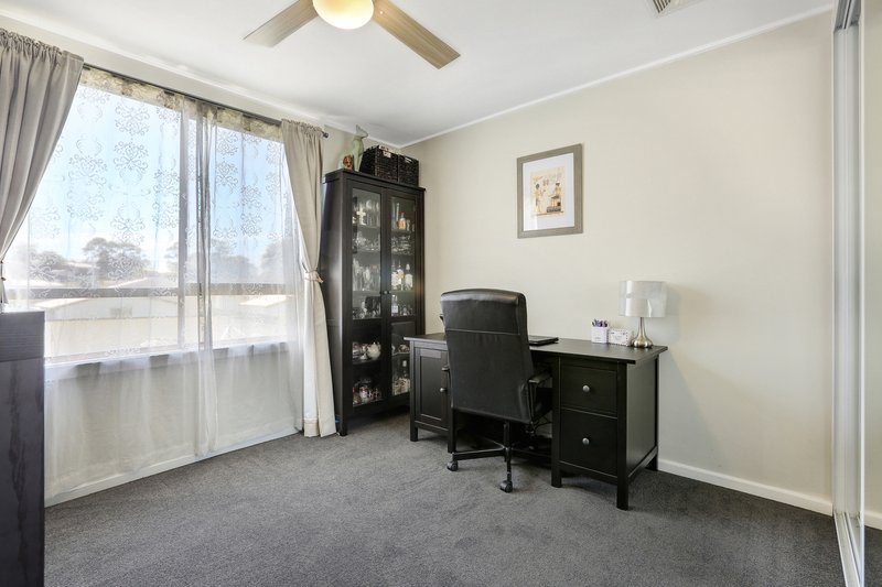 Photo - 4 Stratford Road, Unanderra NSW 2526 - Image 6