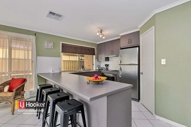 Photo - 4 Strathmore Avenue, Smithfield SA 5114 - Image 4