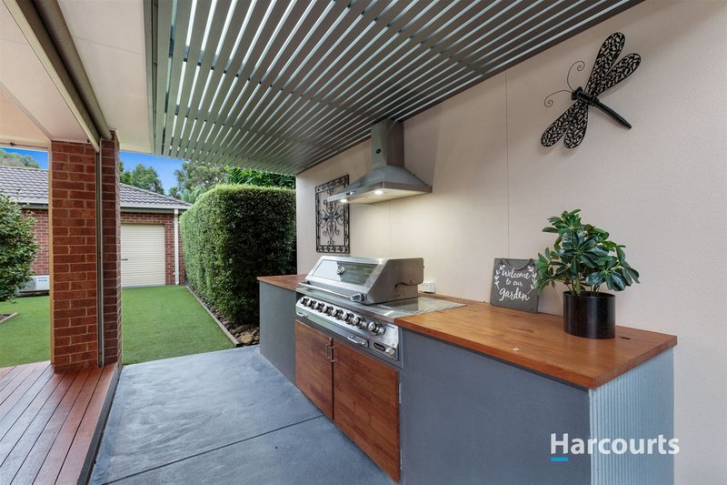 Photo - 4 Straughan Close, Lysterfield VIC 3156 - Image 16