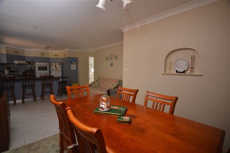 Photo - 4 Stringy Bark Ave , Wauchope NSW 2446 - Image 4