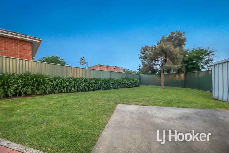 Photo - 4 Sue Court, Hampton Park VIC 3976 - Image 15