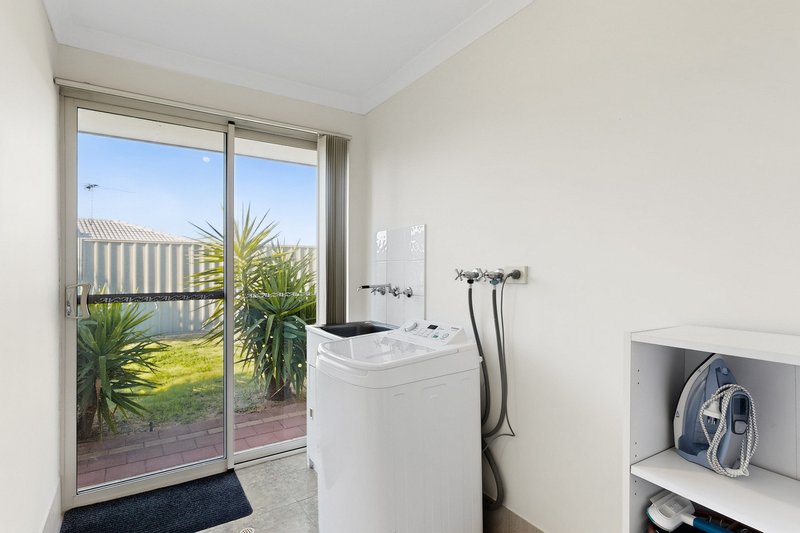 Photo - 4 Sugarloaf Close, Merriwa WA 6030 - Image 4