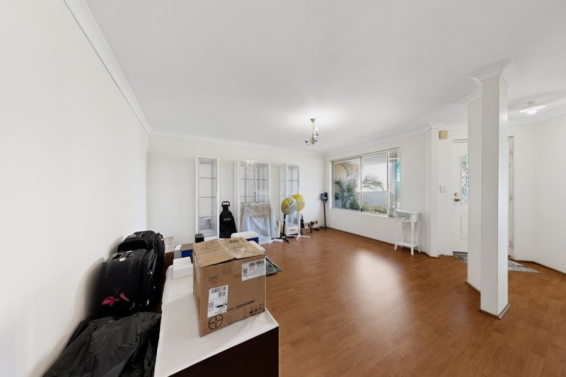 Photo - 4 Sugarloaf Close, Merriwa WA 6030 - Image 6