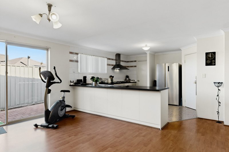 Photo - 4 Sugarloaf Close, Merriwa WA 6030 - Image 11