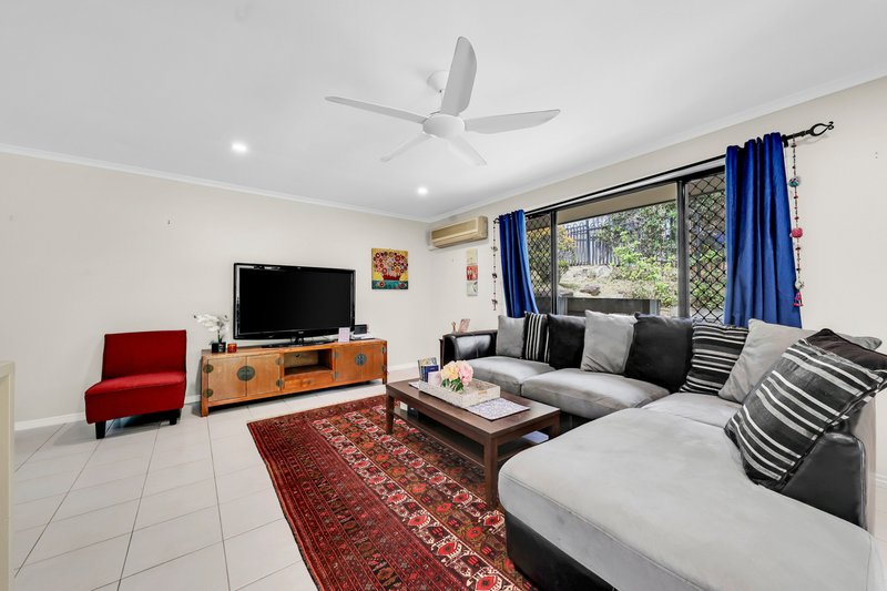 Photo - 4 Sunbeam Court, Eatons Hill QLD 4037 - Image 9