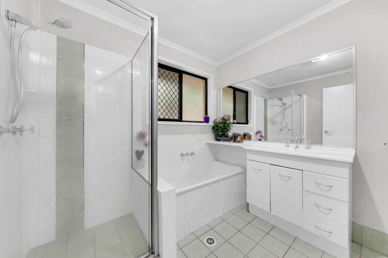 Photo - 4 Sunbeam Court, Eatons Hill QLD 4037 - Image 18