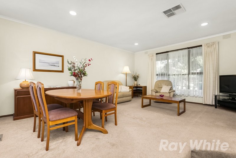 Photo - 4 Sundowner Court, Wheelers Hill VIC 3150 - Image 4