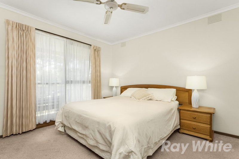 Photo - 4 Sundowner Court, Wheelers Hill VIC 3150 - Image 5