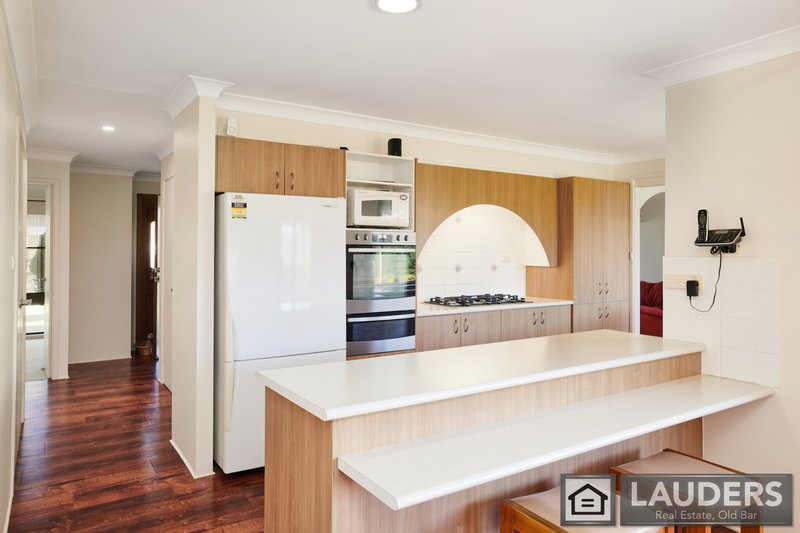 Photo - 4 Suni Drive, Old Bar NSW 2430 - Image 2