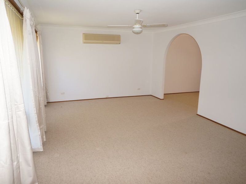 Photo - 4 Suni Drive, Old Bar NSW 2430 - Image 4