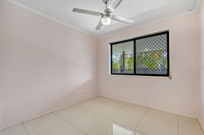 Photo - 4 Sunningdale Court, Nambour QLD 4560 - Image 3