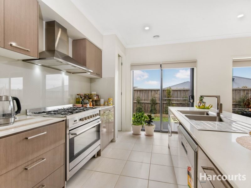 Photo - 4 Sunnybrook Avenue, Warragul VIC 3820 - Image 2