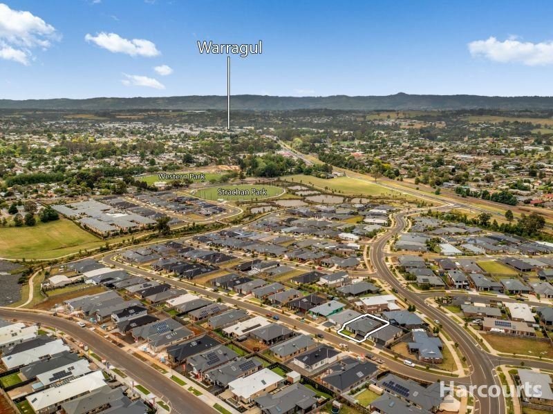 Photo - 4 Sunnybrook Avenue, Warragul VIC 3820 - Image 9