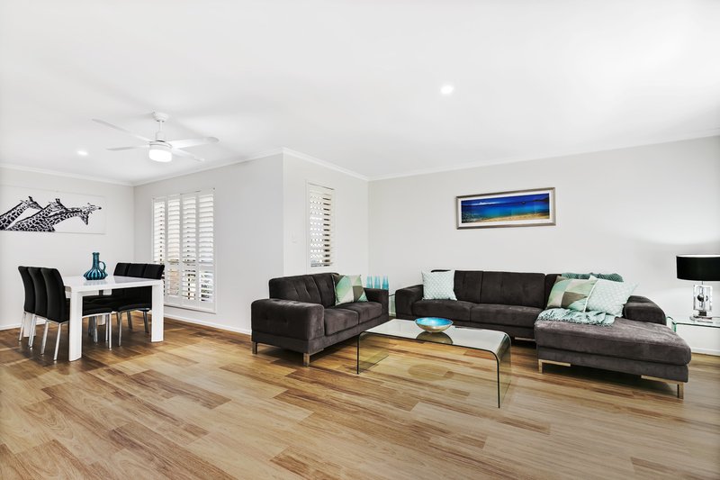 Photo - 4 Sunpointe Street, Maroochydore QLD 4558 - Image 3