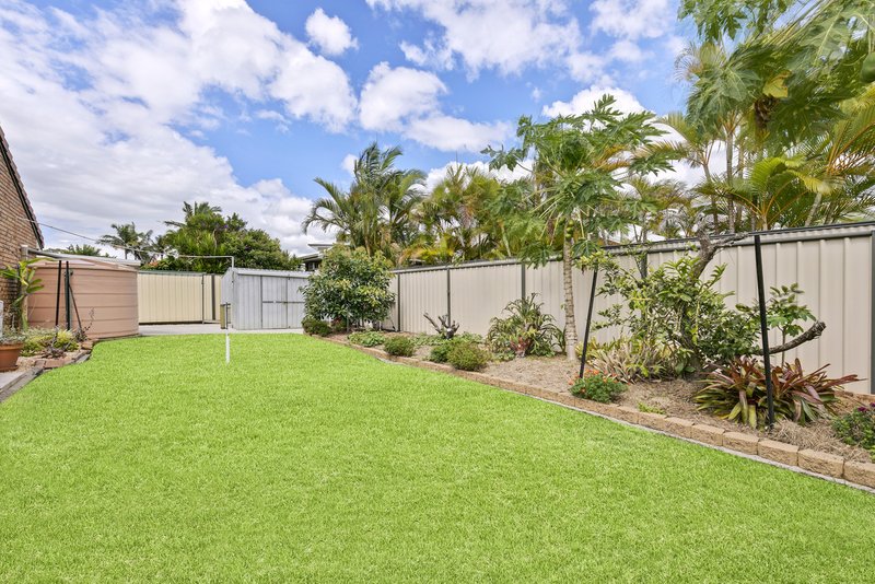 Photo - 4 Sunpointe Street, Maroochydore QLD 4558 - Image 17