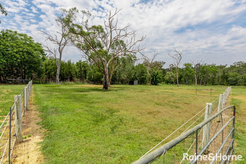 Photo - 4 Sunset Way, Cooroibah QLD 4565 - Image 21