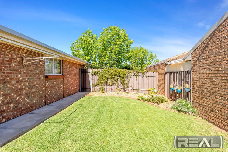 Photo - 4 Sunshine Place, Blakeview SA 5114 - Image 21