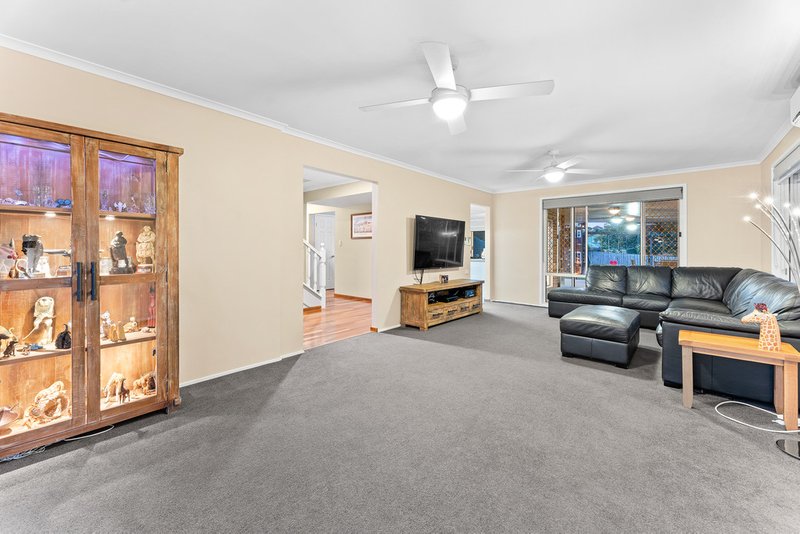 Photo - 4 Suttor Court, Murrumba Downs QLD 4503 - Image 3