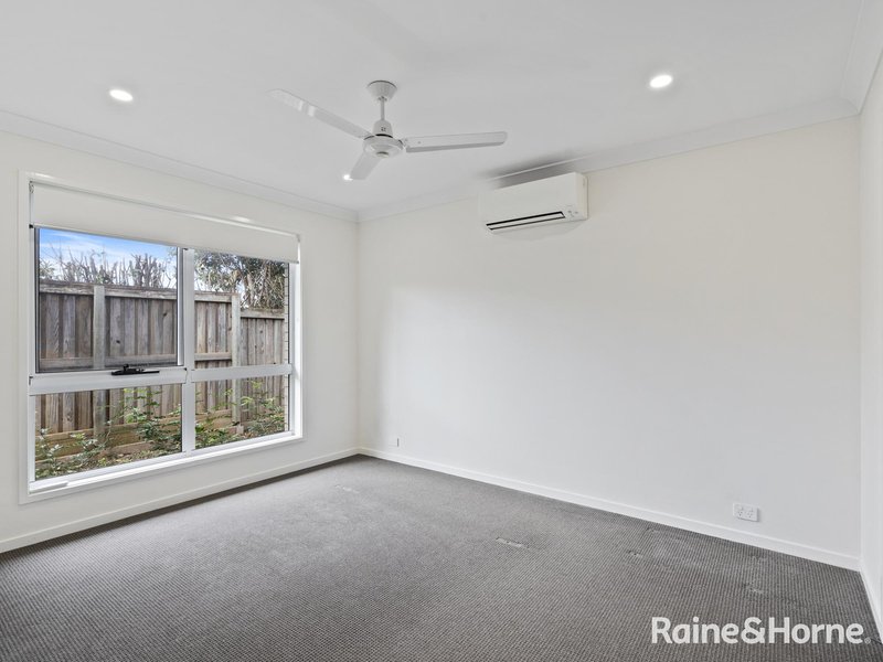Photo - 4 Swansea Circuit, Redland Bay QLD 4165 - Image 10
