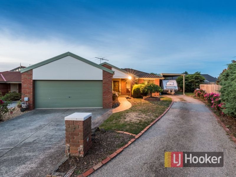 4 Tad Court, Cranbourne North VIC 3977