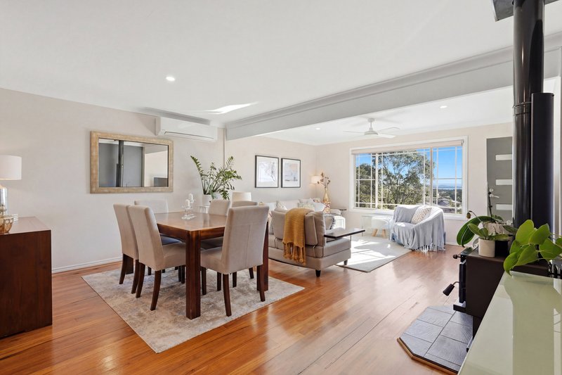 Photo - 4 Talara Avenue, Bateau Bay NSW 2261 - Image 3