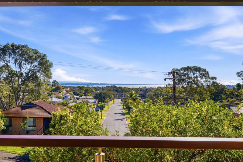 Photo - 4 Talara Avenue, Bateau Bay NSW 2261 - Image 9