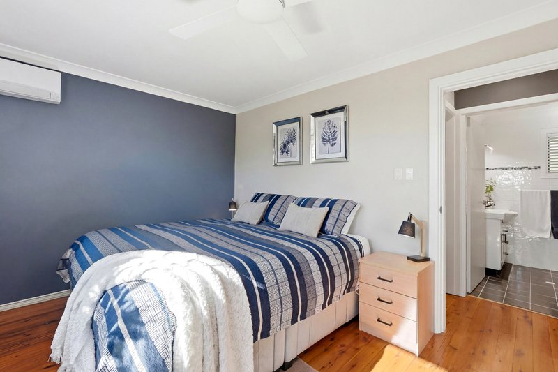 Photo - 4 Talara Avenue, Bateau Bay NSW 2261 - Image 12