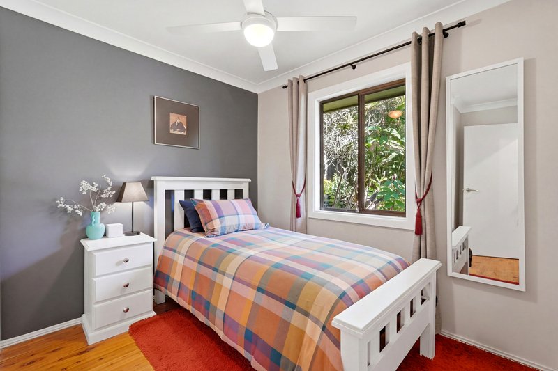 Photo - 4 Talara Avenue, Bateau Bay NSW 2261 - Image 13
