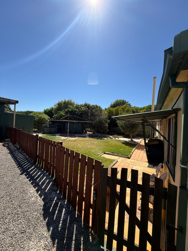 Photo - 4 Talbot Street, Denham WA 6537 - Image 16