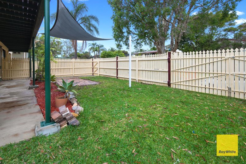 Photo - 4 Talegalla Street, Wynnum West QLD 4178 - Image 5