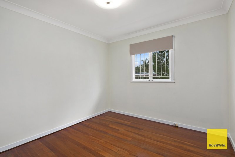 Photo - 4 Talegalla Street, Wynnum West QLD 4178 - Image 15