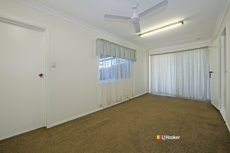 Photo - 4 Tallowwood Court, Kallangur QLD 4503 - Image 7