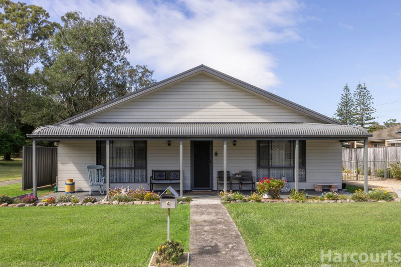 4 Tallowwood Place, South West Rocks NSW 2431