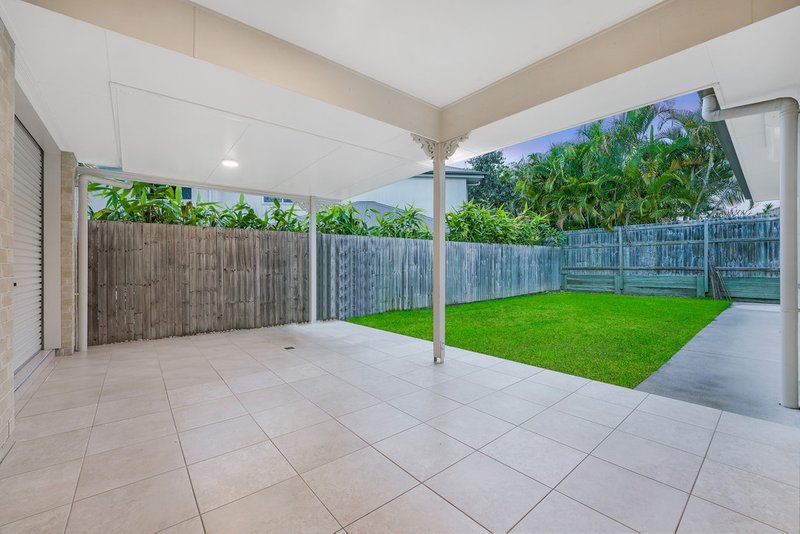 Photo - 4 Tamarind Street, North Lakes QLD 4509 - Image 6