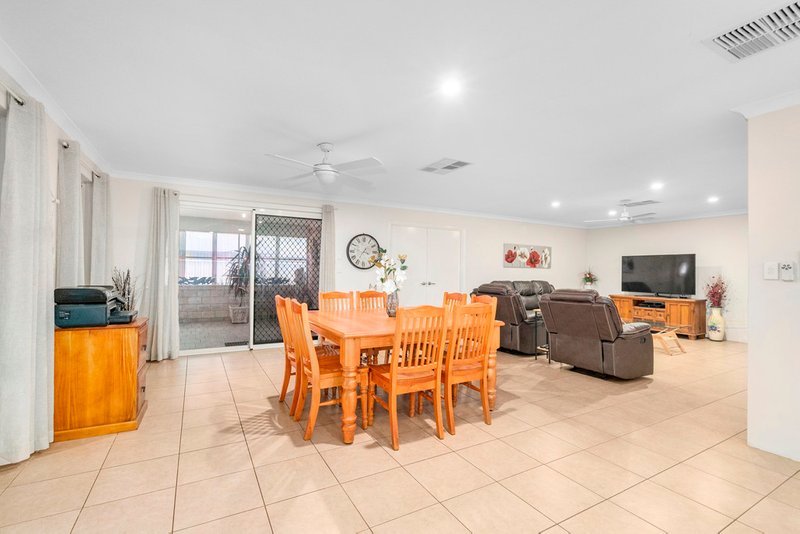 Photo - 4 Tamarisk Way, Woorree WA 6530 - Image 7