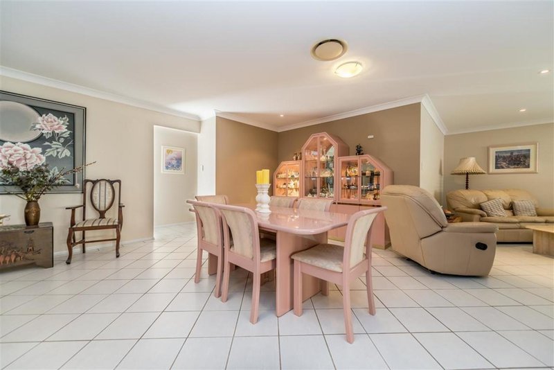 Photo - 4 Tandanus Court, Oxenford QLD 4210 - Image 6