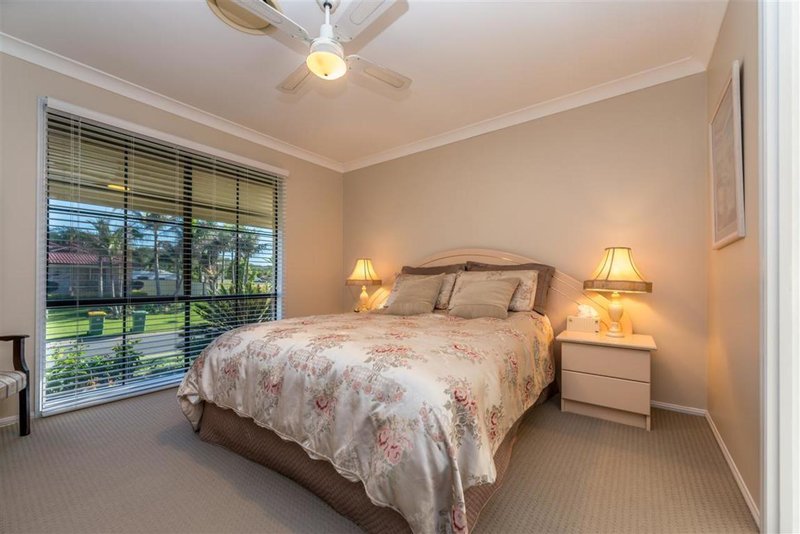 Photo - 4 Tandanus Court, Oxenford QLD 4210 - Image 8