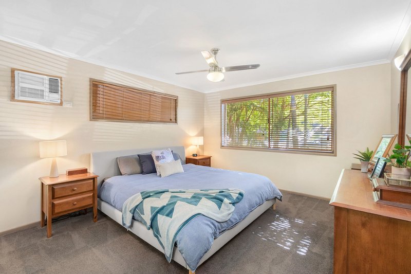 Photo - 4 Tarnook Drive, Ferny Hills QLD 4055 - Image 8