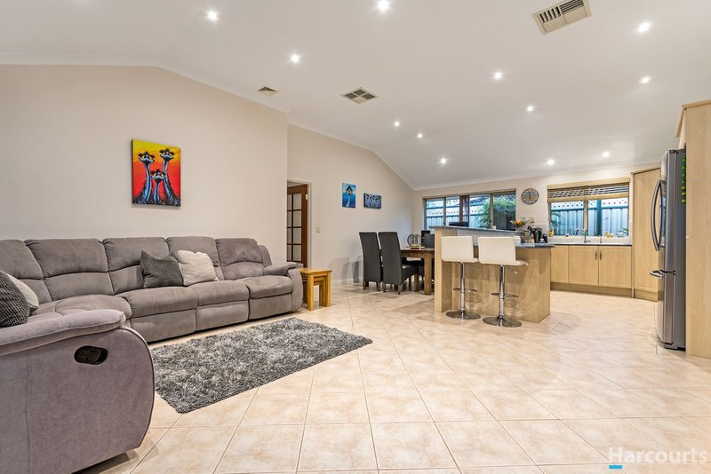 Photo - 4 Taroona Lane, Currambine WA 6028 - Image 4