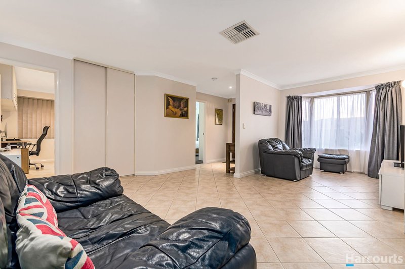 Photo - 4 Taroona Lane, Currambine WA 6028 - Image 11