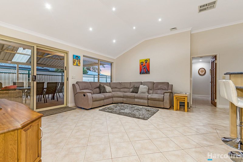 Photo - 4 Taroona Lane, Currambine WA 6028 - Image 17