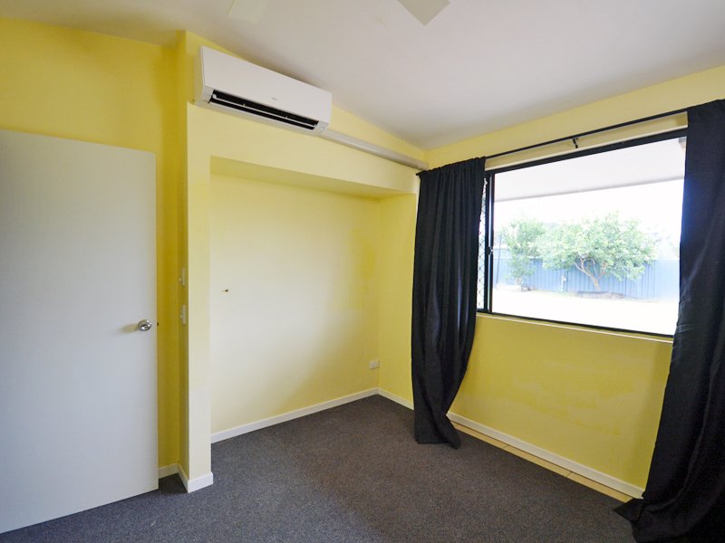 Photo - 4 Tarquin Court, Rocky Point QLD 4874 - Image 20