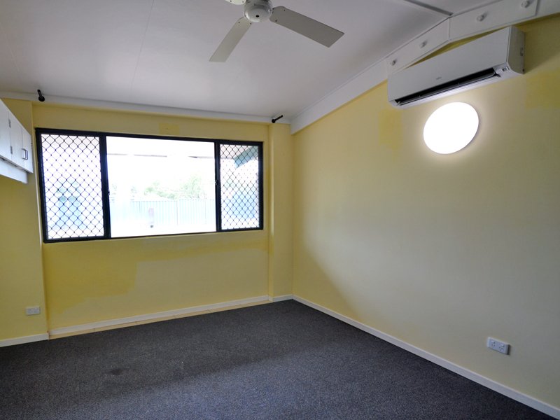 Photo - 4 Tarquin Court, Rocky Point QLD 4874 - Image 21