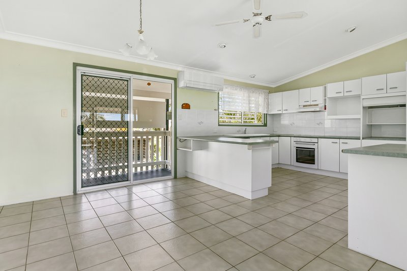 Photo - 4 Tasol Street, Bli Bli QLD 4560 - Image 4