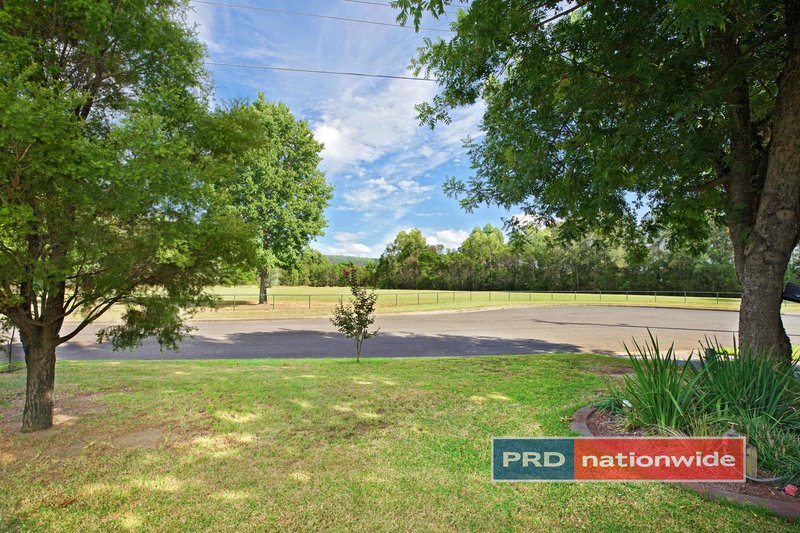 Photo - 4 Tattersall Place, Emu Plains NSW 2750 - Image 11