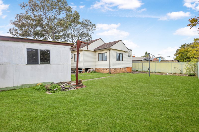 Photo - 4 Taworri Street, Doonside NSW 2767 - Image 12