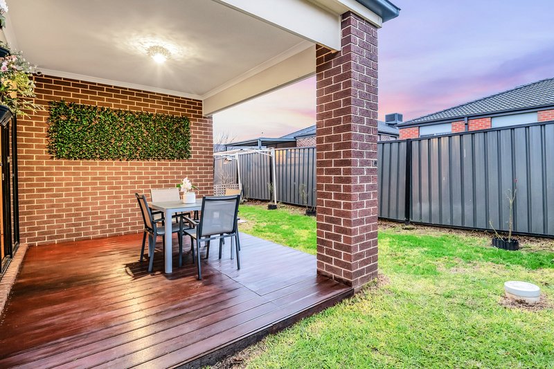 Photo - 4 Taylan Street, Craigieburn VIC 3064 - Image 22