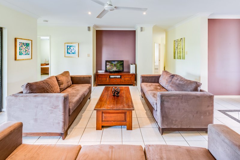 Photo - 4 Teewah Close, Kewarra Beach QLD 4879 - Image 4